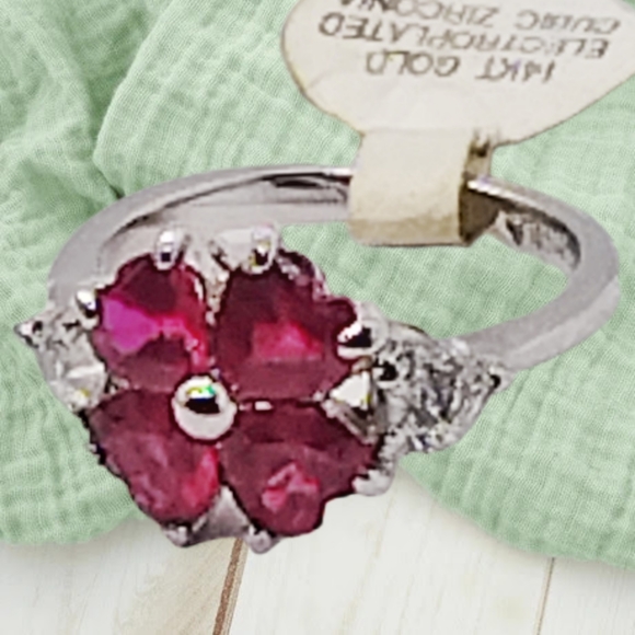 👣4/$20. 14KT Gold Electroaplatedr w/Red & Clear Cubic Zirconia - Picture 8 of 8